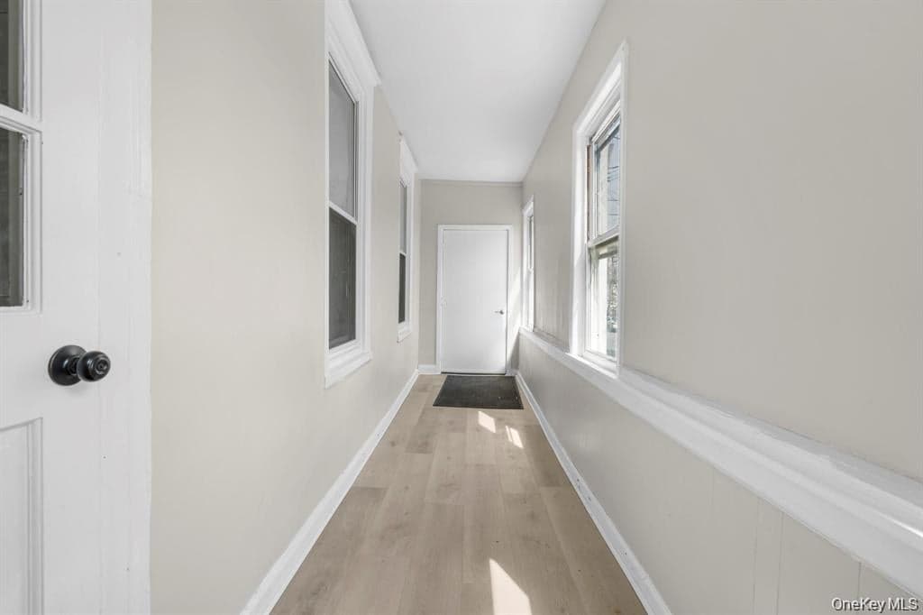 155 Voss Avenue thumbnail 13