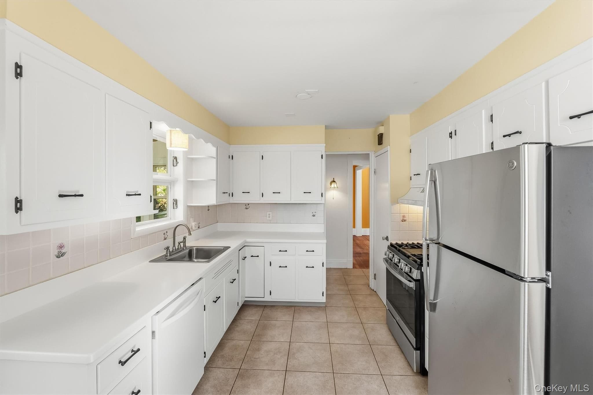 428 Union Avenue thumbnail 16