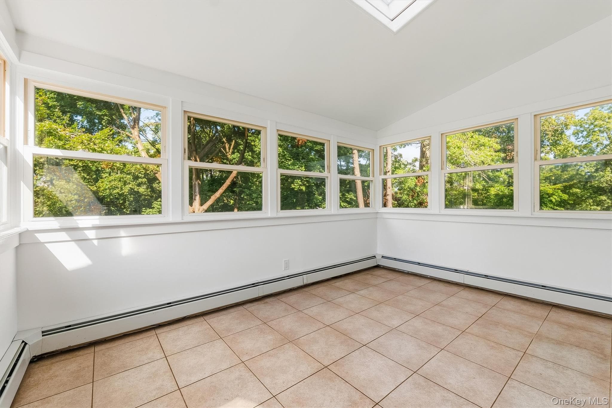 428 Union Avenue thumbnail 18