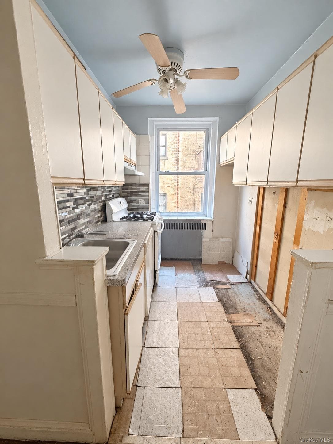 2160 Bronx Park Park Unit: 3B thumbnail 5