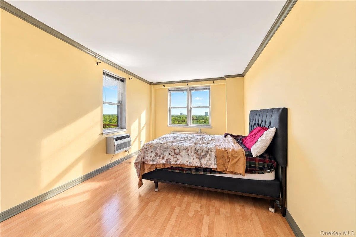5900 Arlington Avenue Unit: 15E thumbnail 5