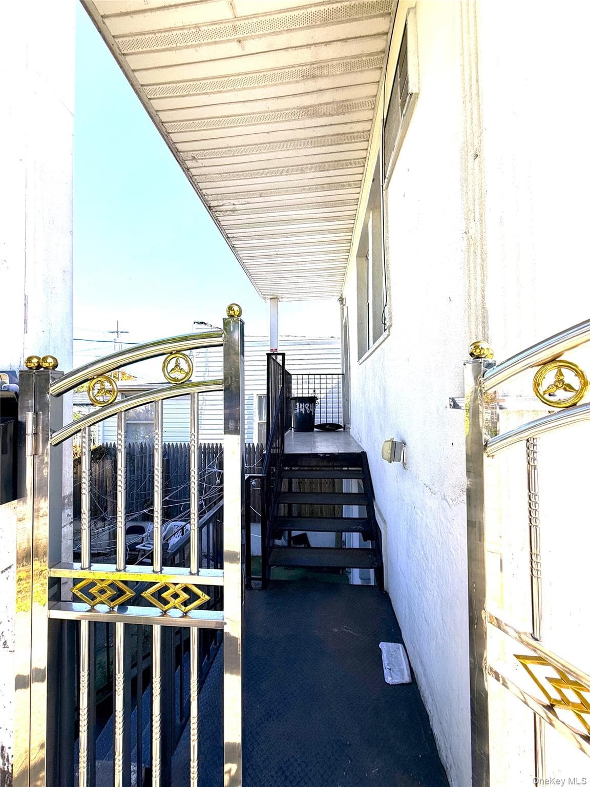 1484 Sutter Avenue thumbnail 3