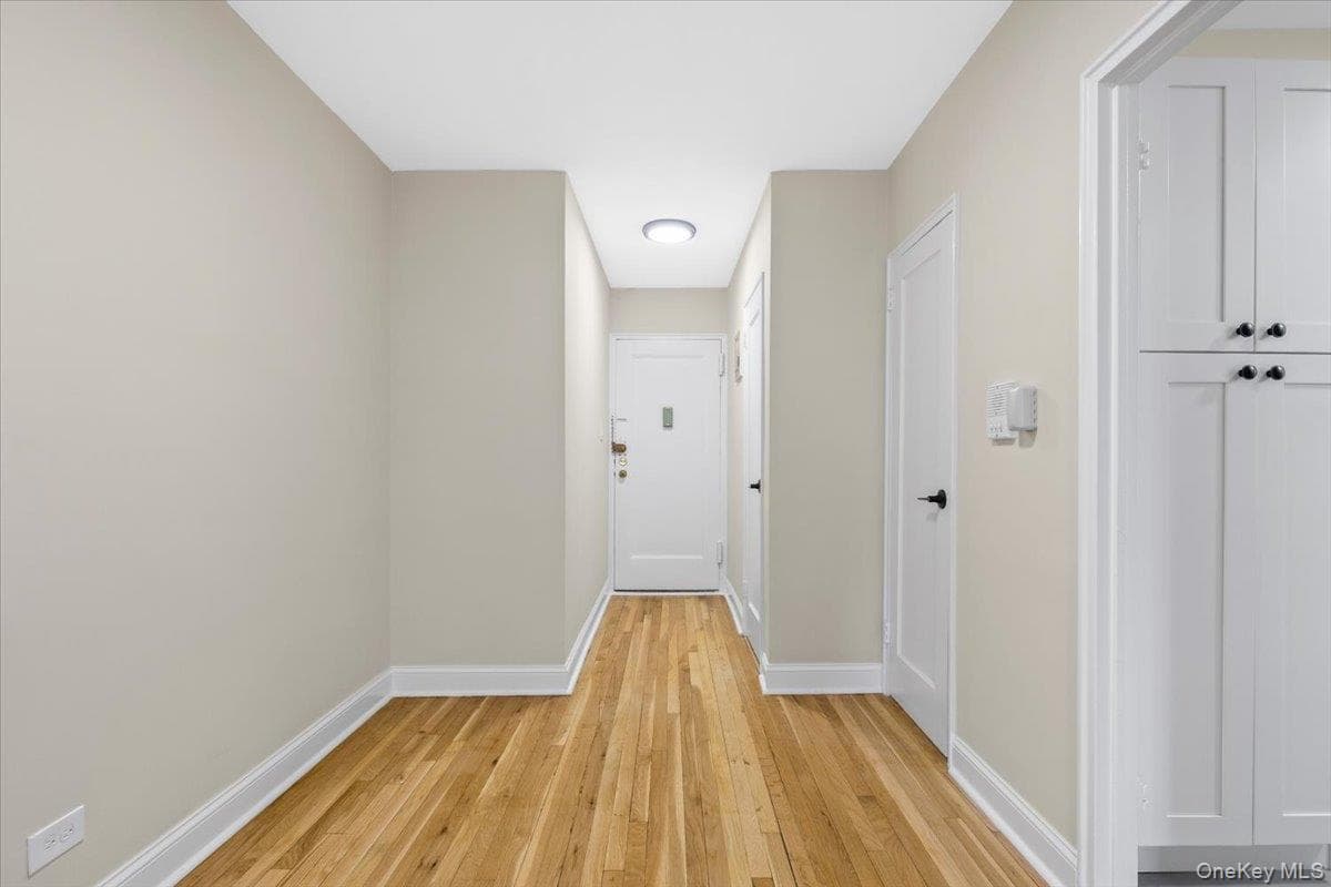 5650 Netherland Avenue Unit: 2E thumbnail 6
