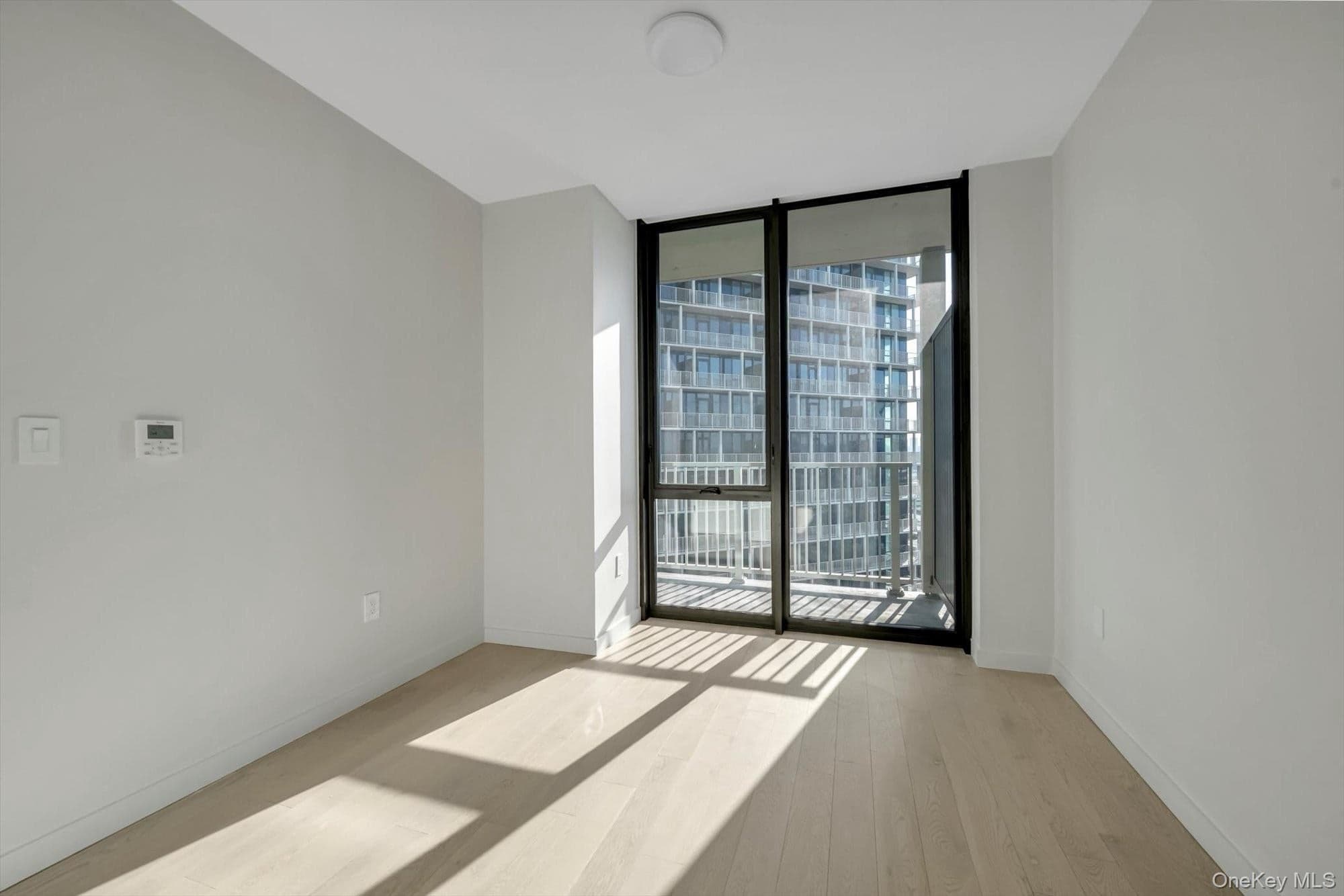 13102A 40th Road Unit: 9D thumbnail 7