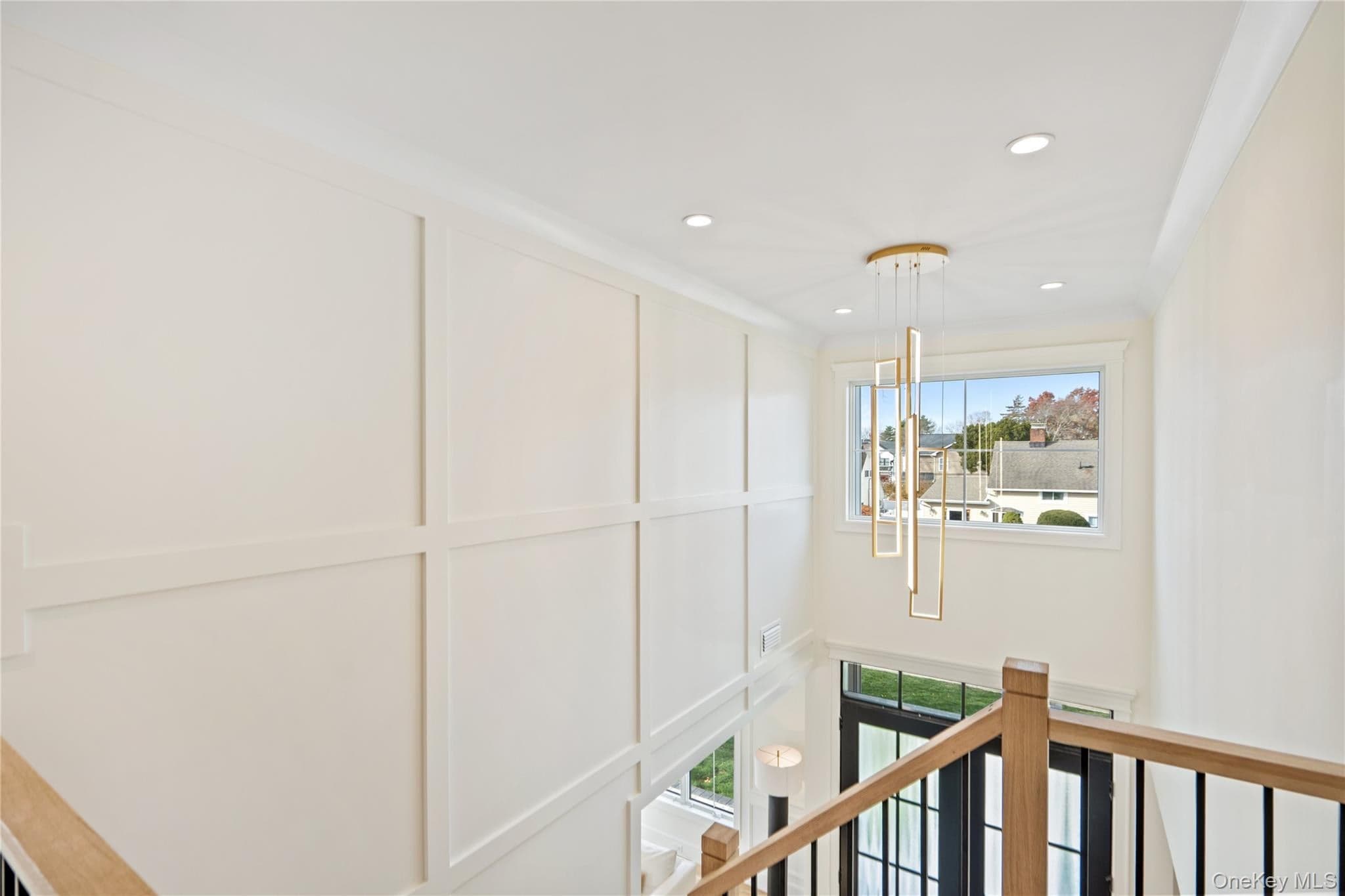 908 Maple Lane thumbnail 16
