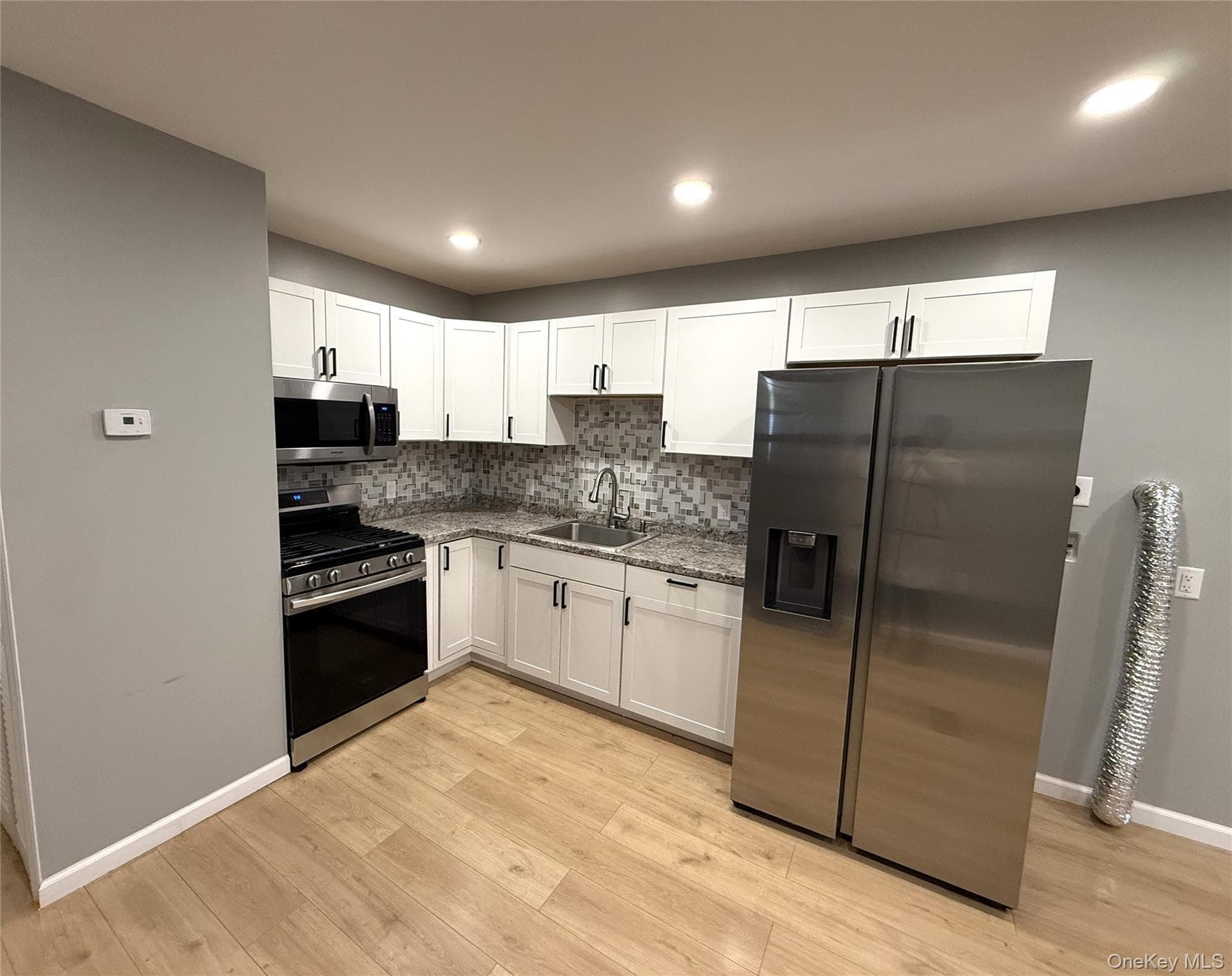 163 Jules Avenue thumbnail 8