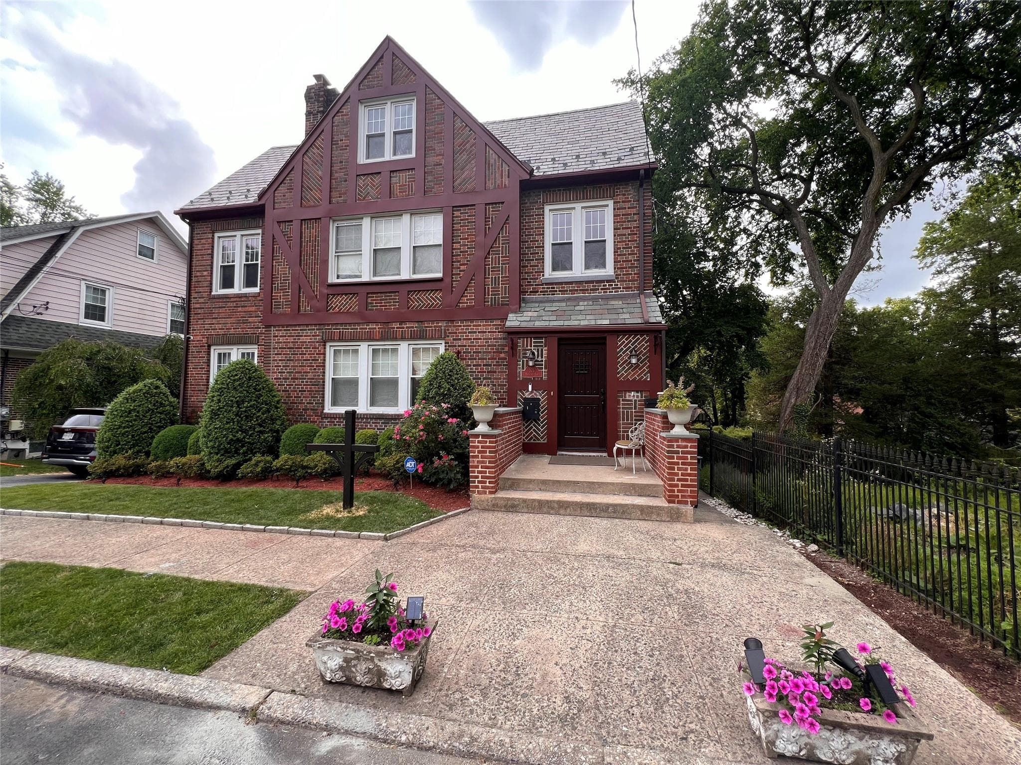 376 Hayward Avenue Unit: 2, Mount Vernon