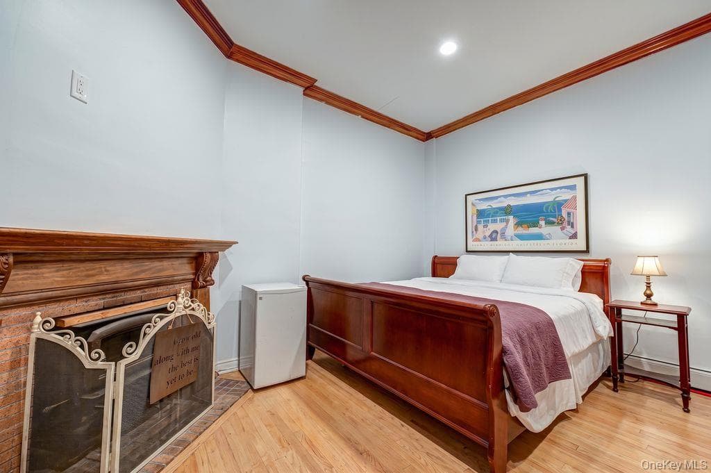 45 S Penataquit Avenue thumbnail 39