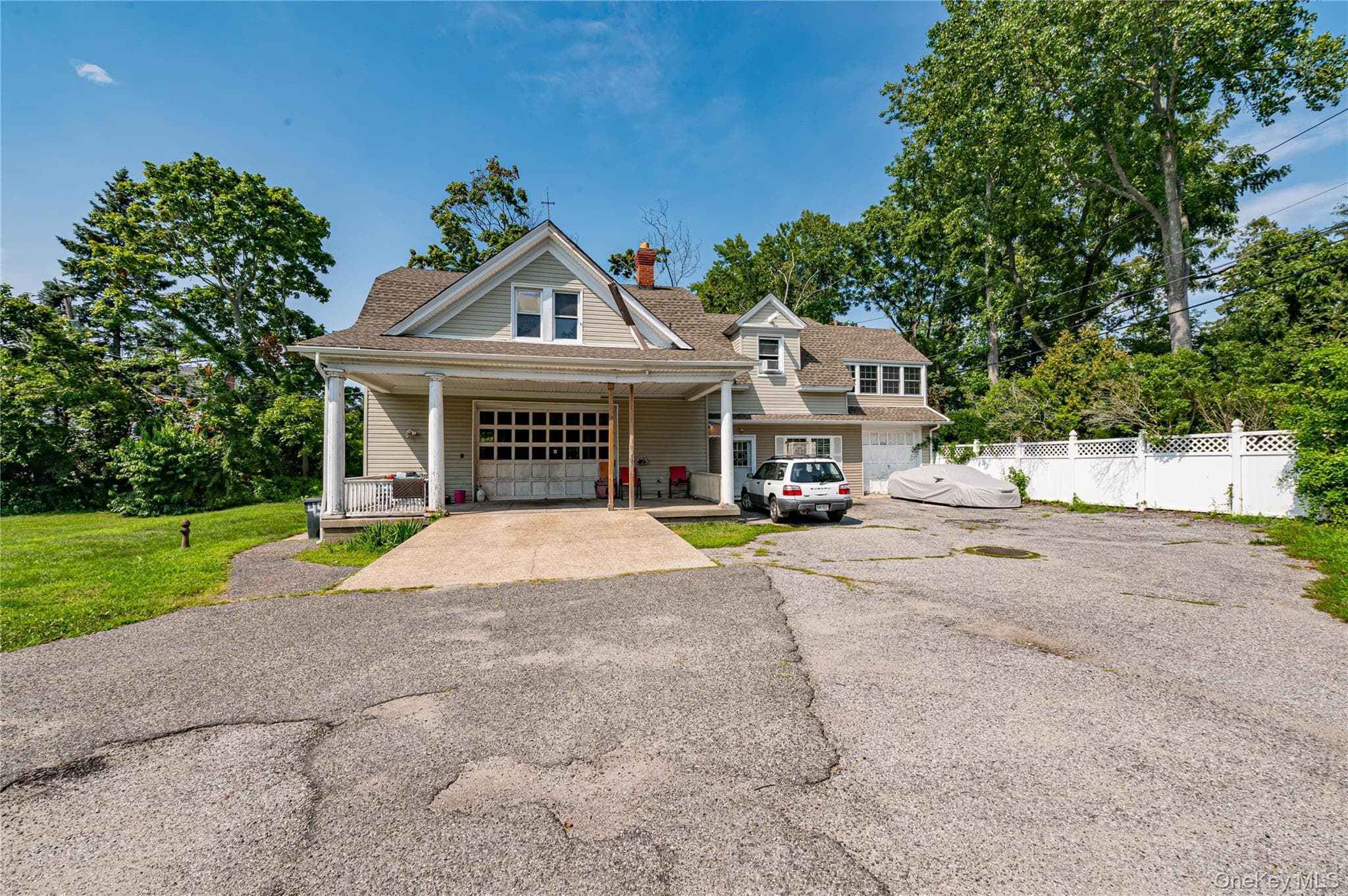 45 S Penataquit Avenue thumbnail 14