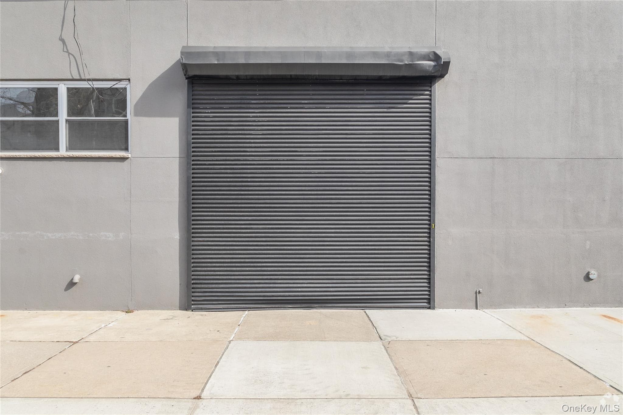 300 Kingsland Avenue thumbnail 5
