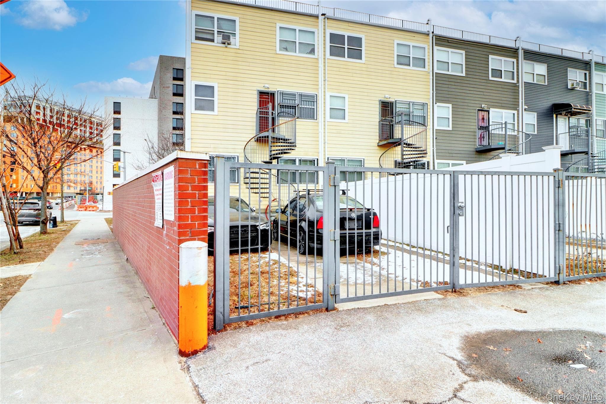 639 Vandalia Avenue thumbnail 3