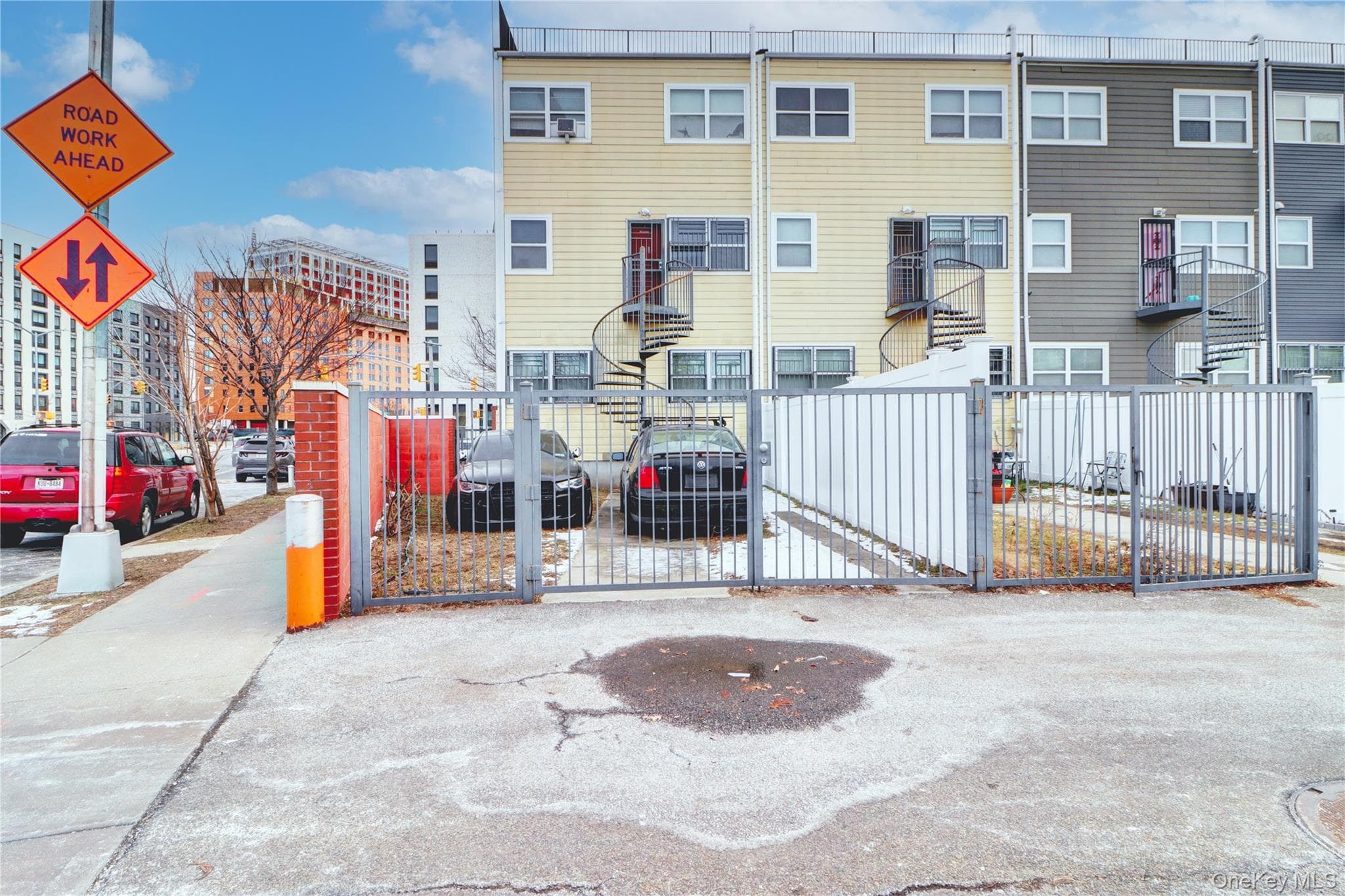 639 Vandalia Avenue thumbnail 4