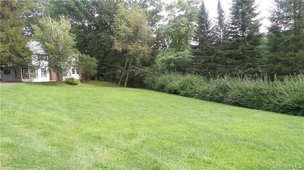 70 Suffern Lane thumbnail 3