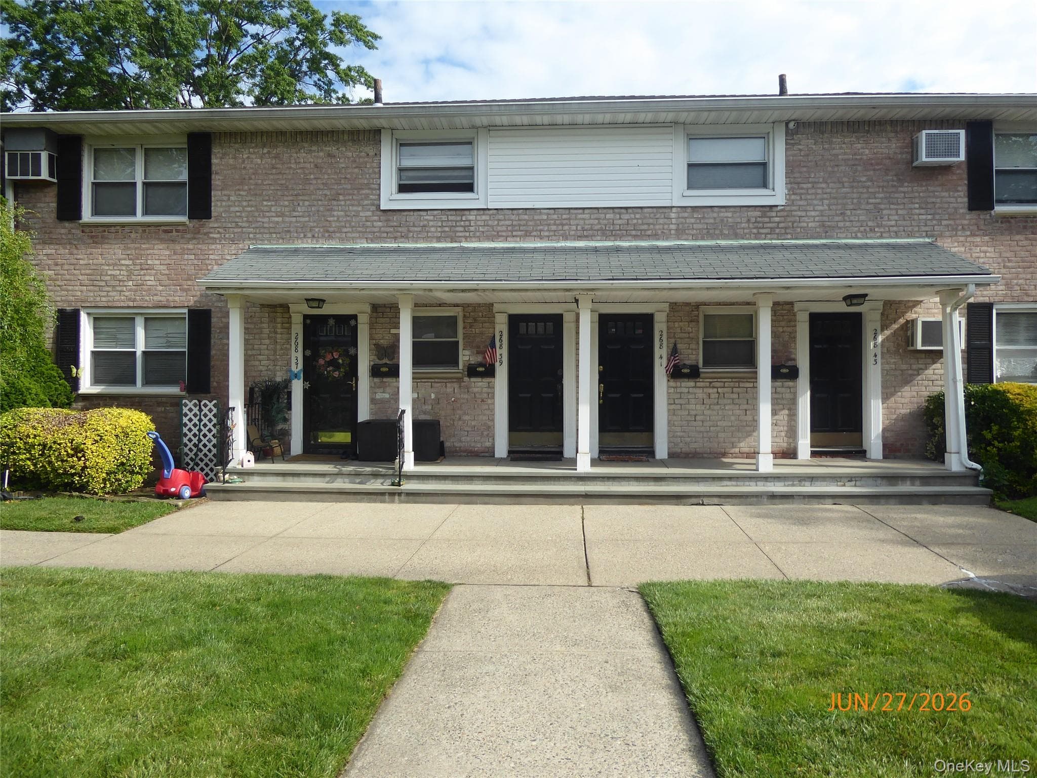 268-37 82nd Avenue Unit: 274A, New Hyde Park