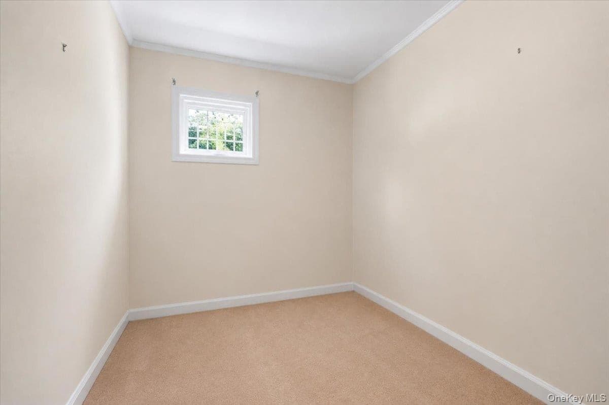 183-41 Dalny Road thumbnail 17