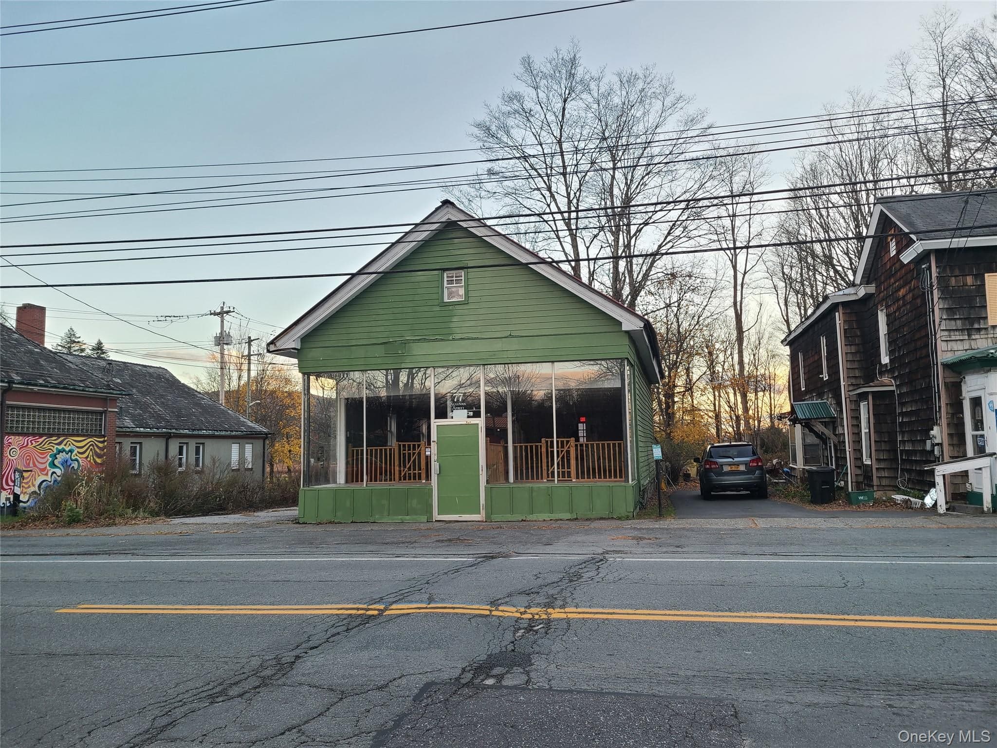 77 Sullivan Street thumbnail 3