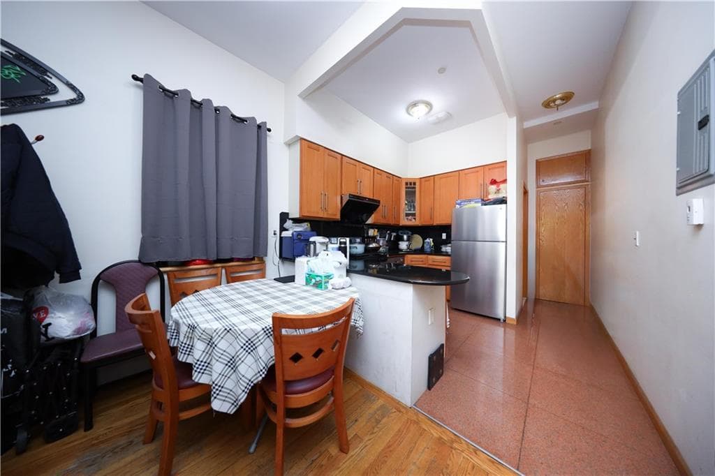 462 52nd Street Unit: 2D thumbnail 6