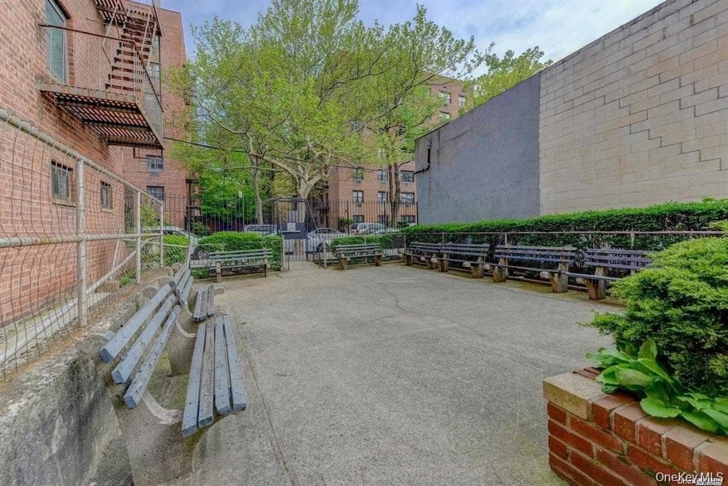 9910 60th Avenue Unit: 5A thumbnail 14