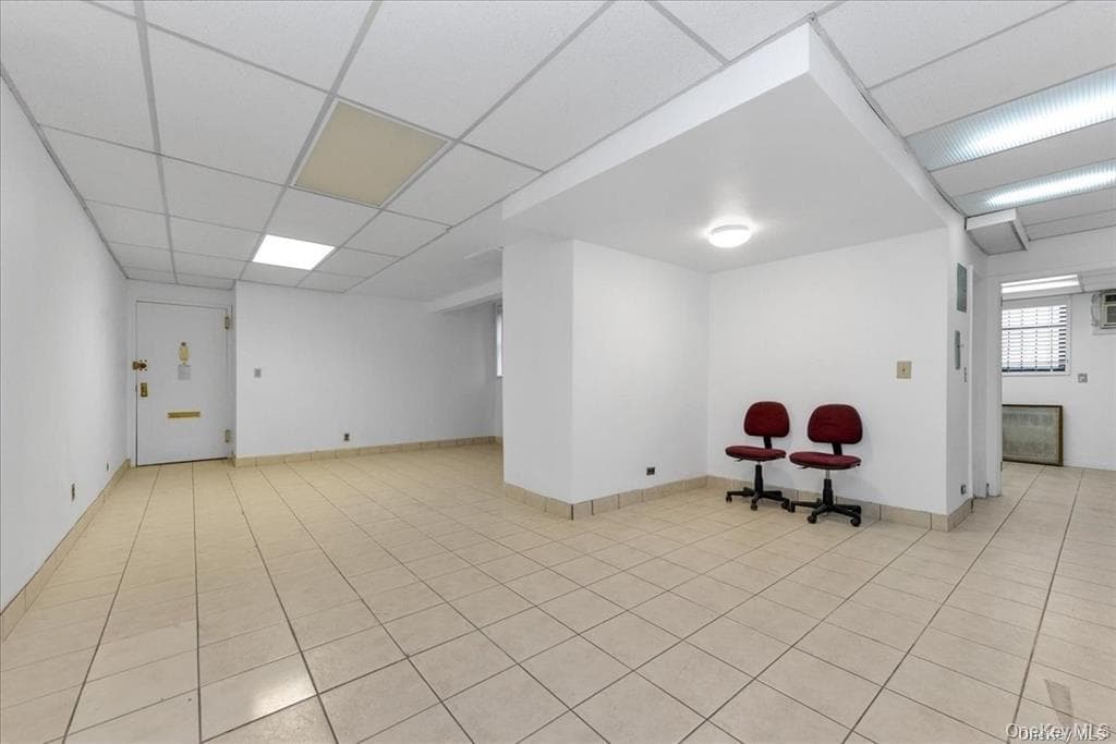 141-05 Northern Boulevard Unit: C1-D1 thumbnail 6