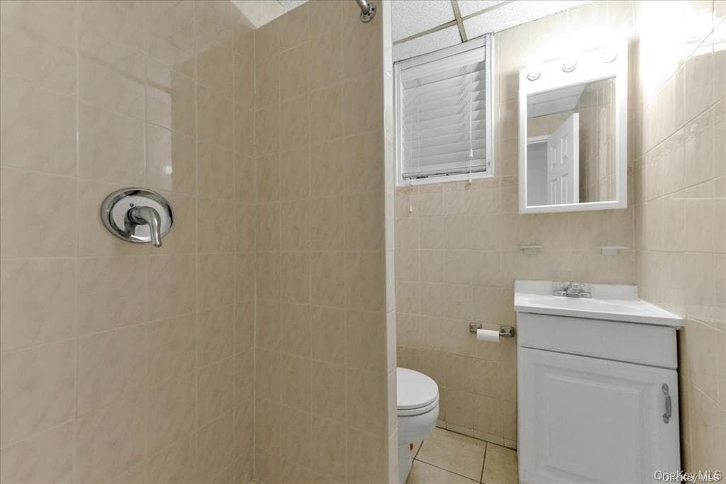 141-05 Northern Boulevard Unit: C1-D1 thumbnail 7