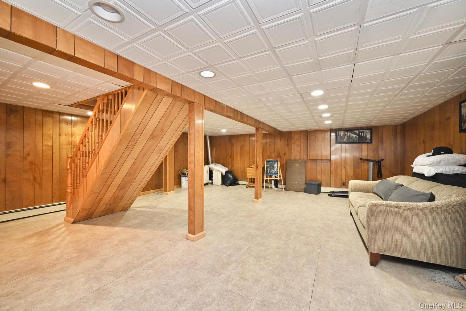 371 N Iowa Avenue thumbnail 19