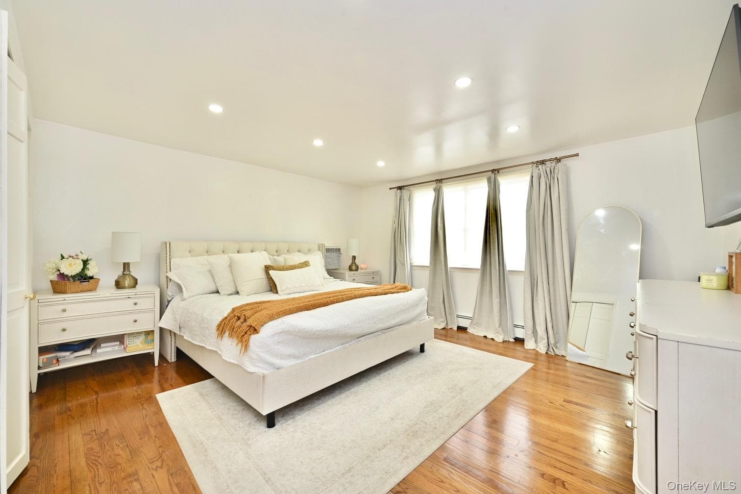 371 N Iowa Avenue thumbnail 14