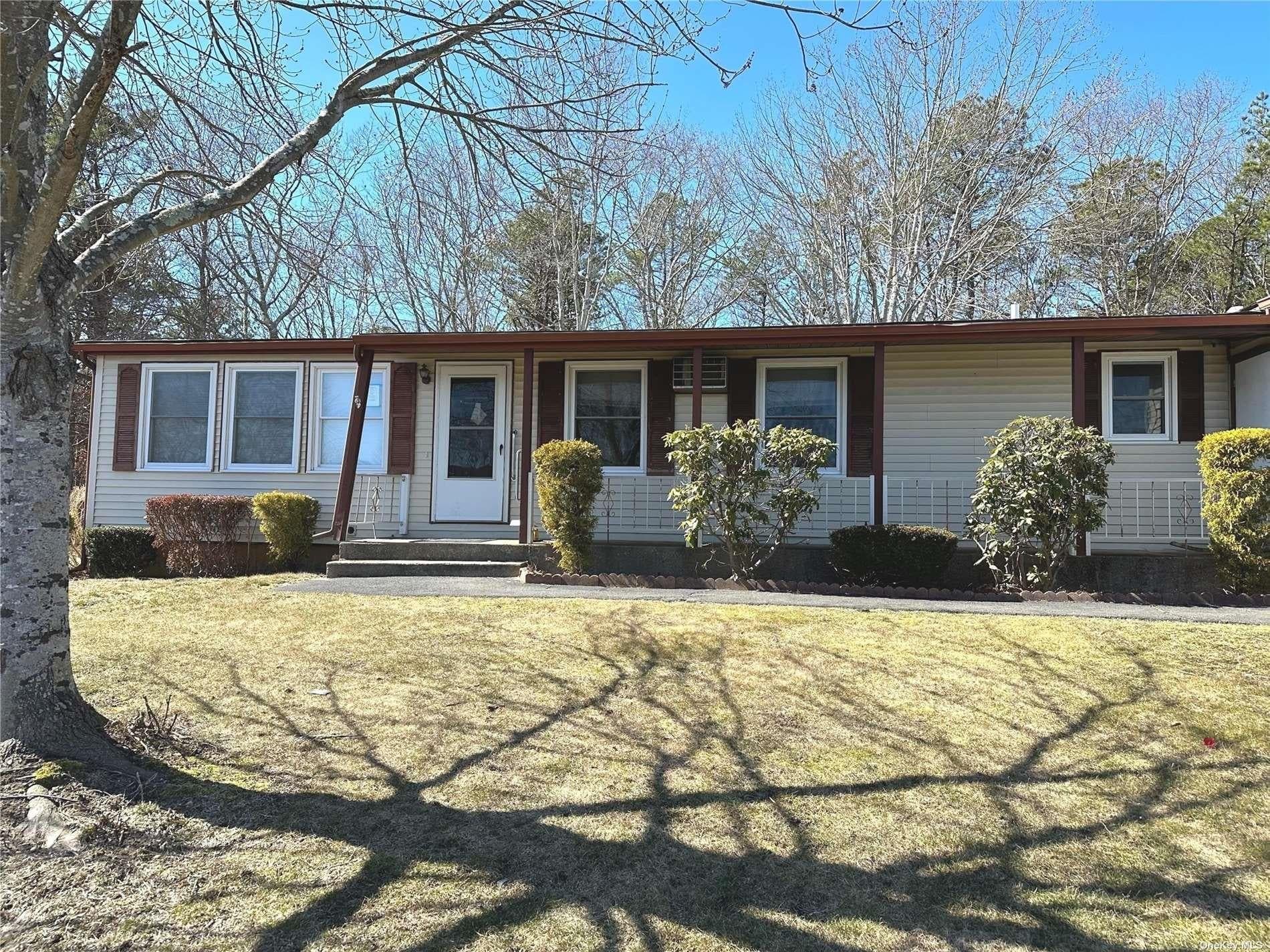 55 Village Circle Unit: 1 thumbnail 2
