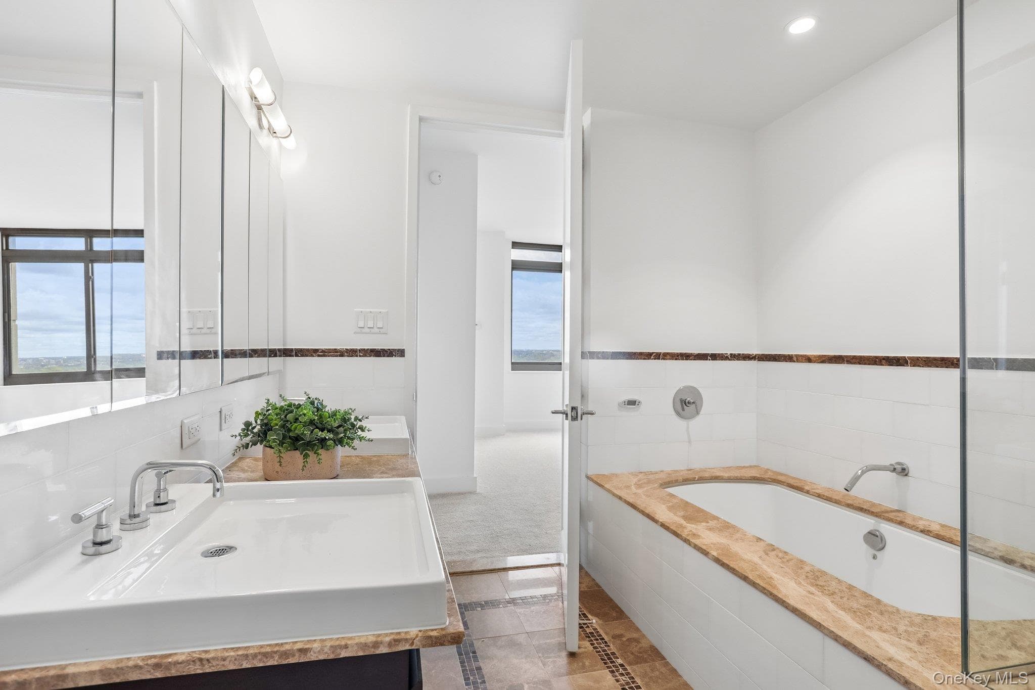 175 Huguenot Street Unit: 2006 thumbnail 22
