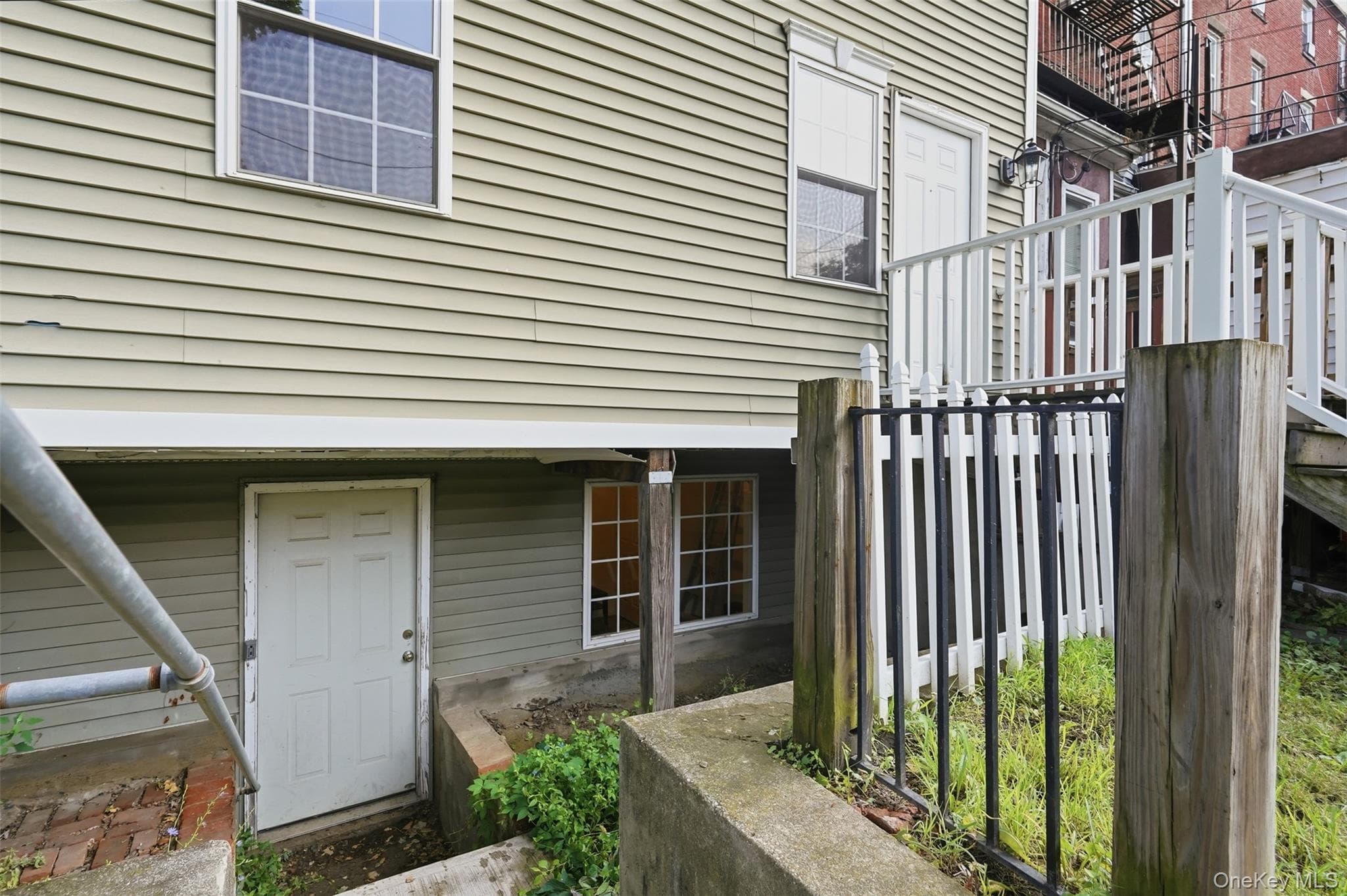 10 Eastman Terrace thumbnail 38