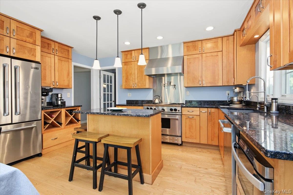 304 Cedar Hill Road thumbnail 18
