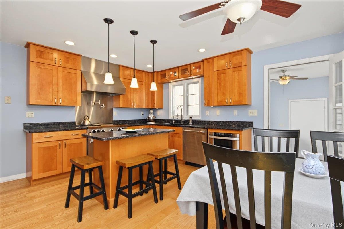 304 Cedar Hill Road thumbnail 20