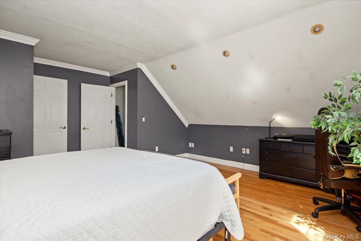 304 Cedar Hill Road thumbnail 40