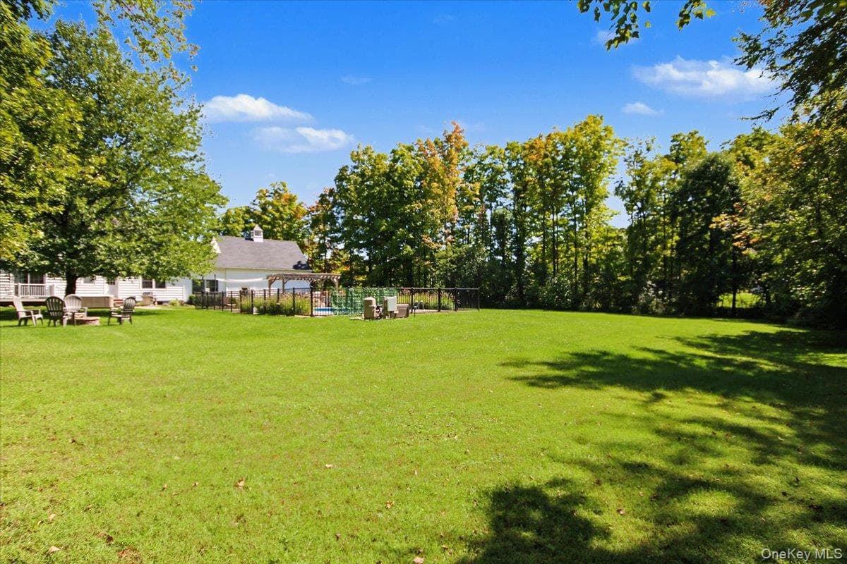 304 Cedar Hill Road thumbnail 6