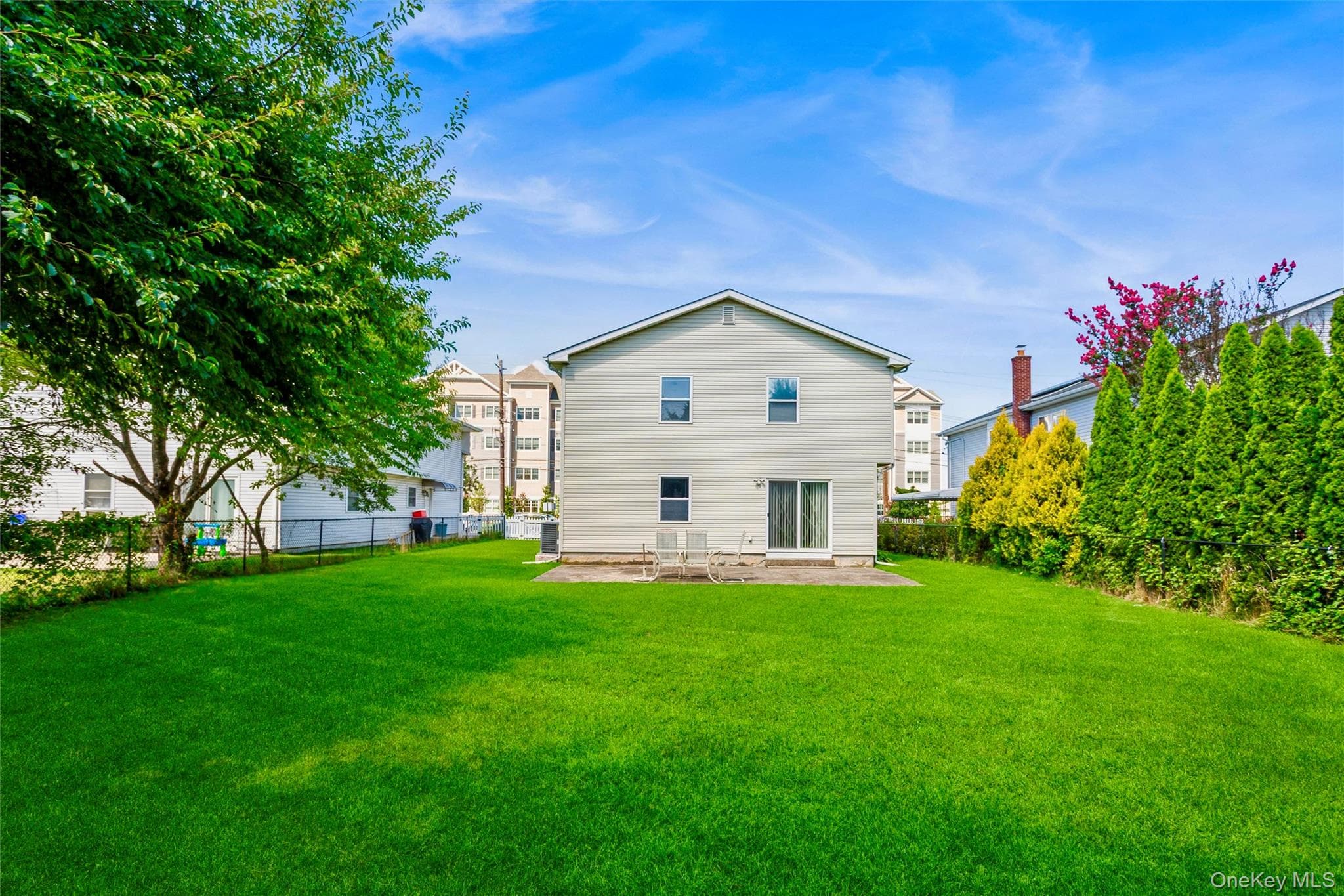 2929 Rockaway Avenue thumbnail 2