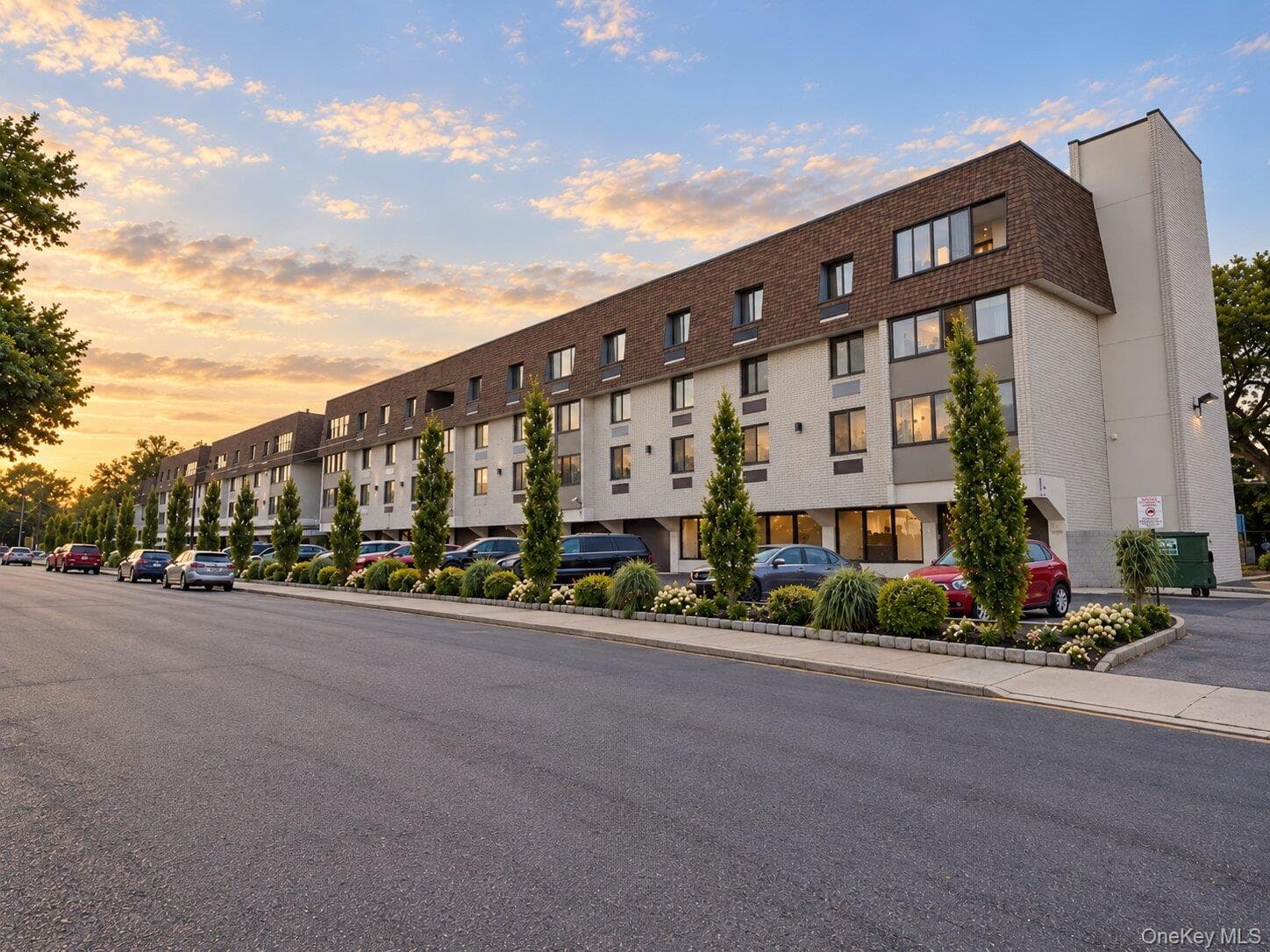 31 Casino Street Unit: 3J, Freeport