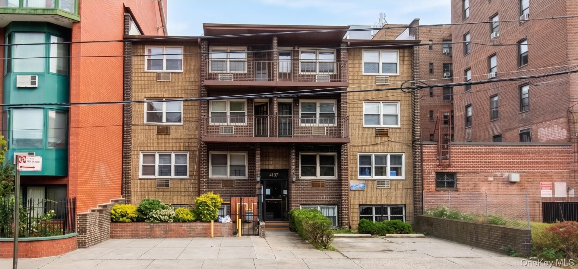 41-37 Parsons Boulevard thumbnail 9