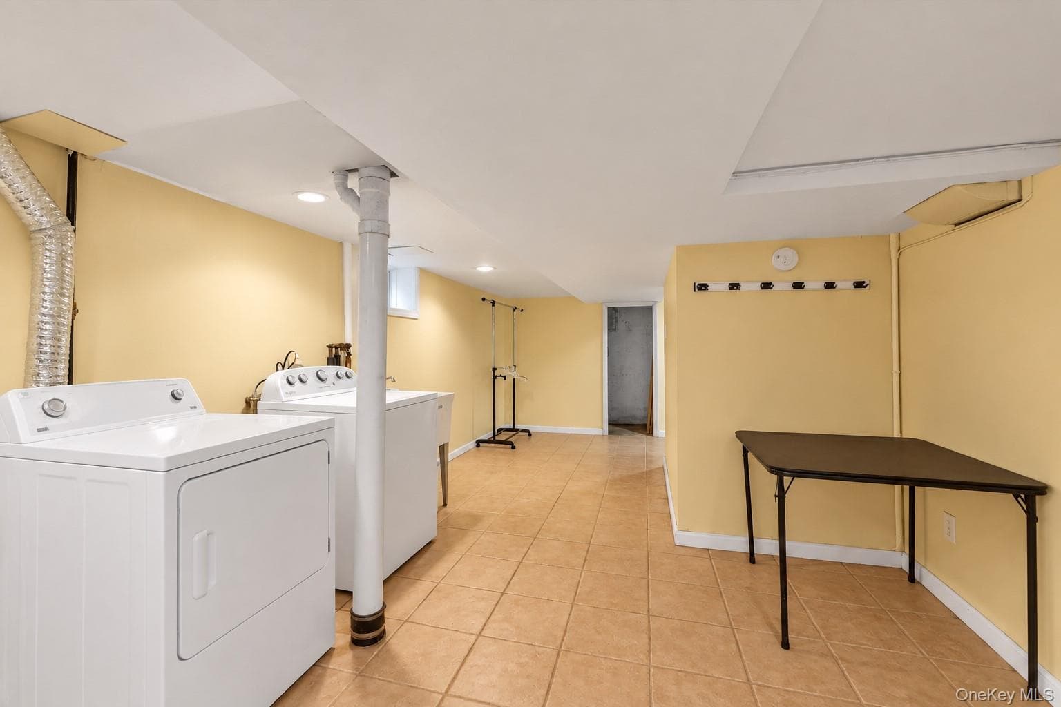 12 Kingston Street thumbnail 19