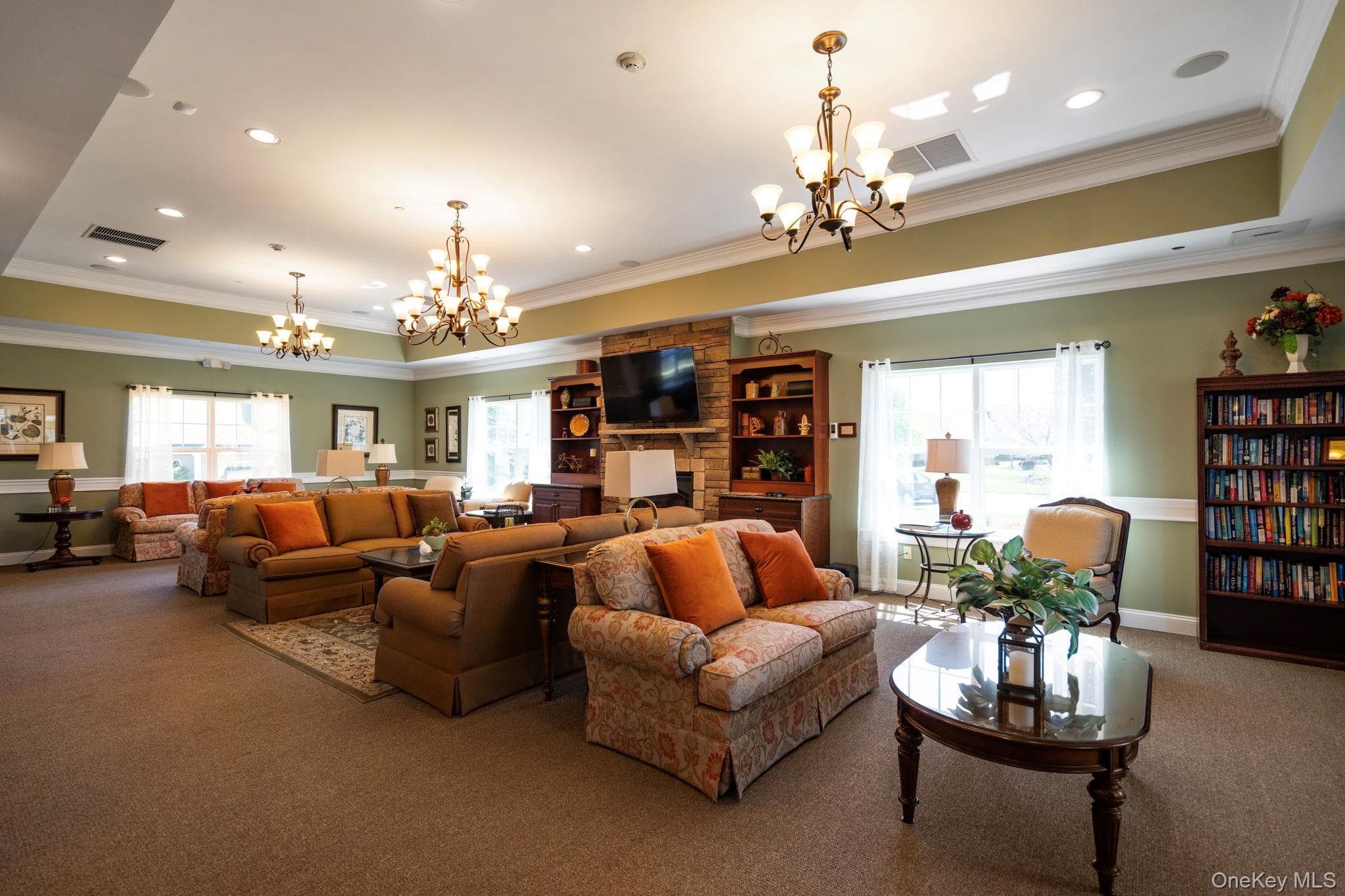 156 Stoneleigh Drive thumbnail 35
