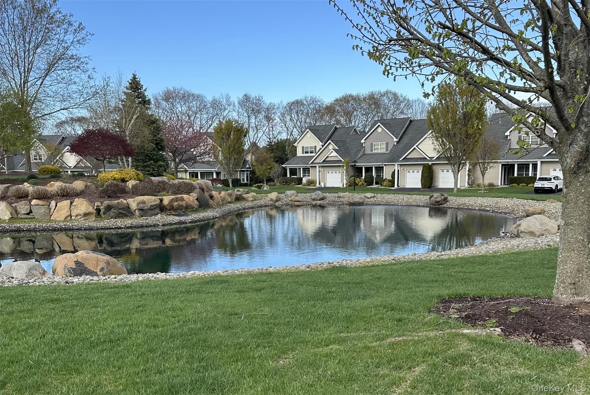 156 Stoneleigh Drive thumbnail 31