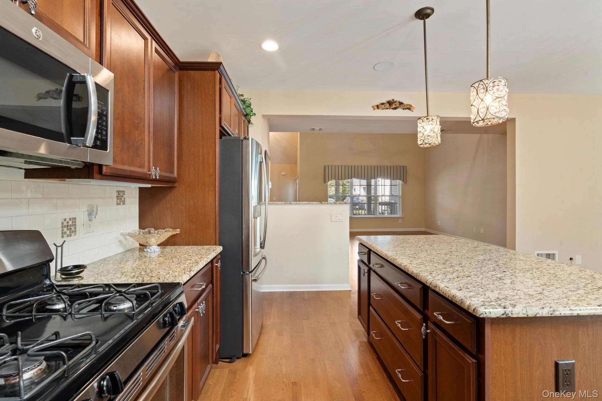 156 Stoneleigh Drive thumbnail 13