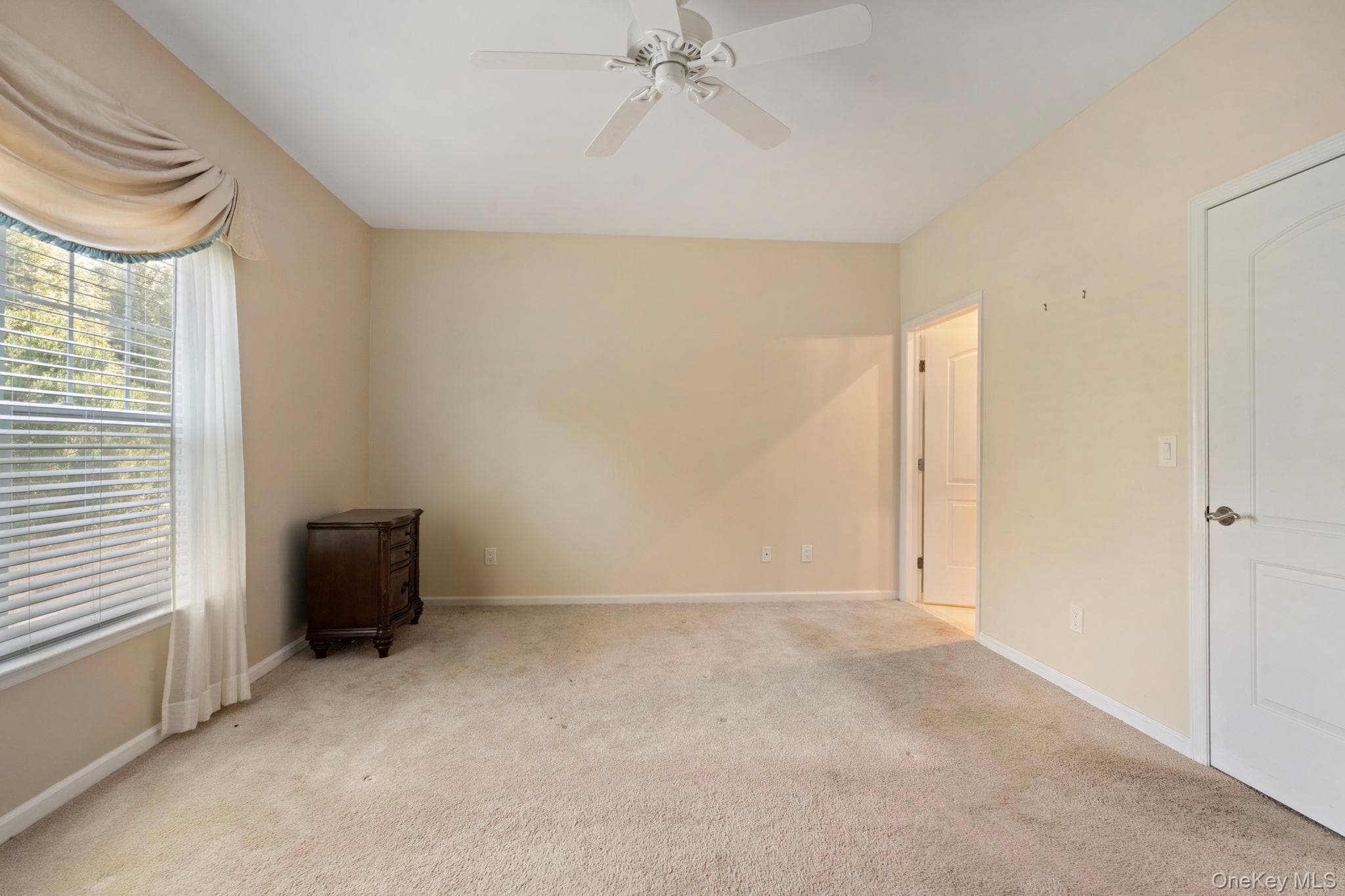 156 Stoneleigh Drive thumbnail 17