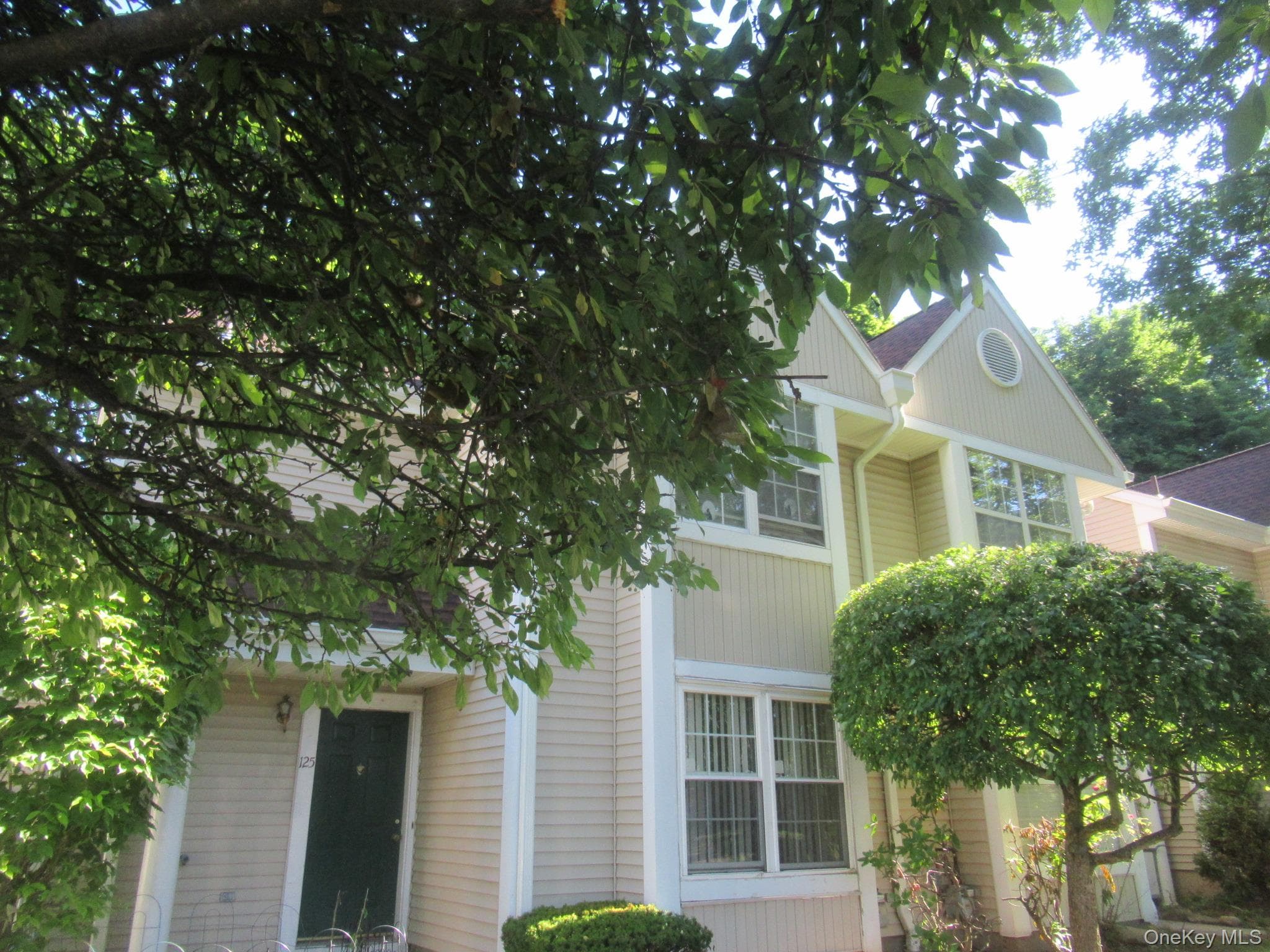 127 Creekside Circle thumbnail 4