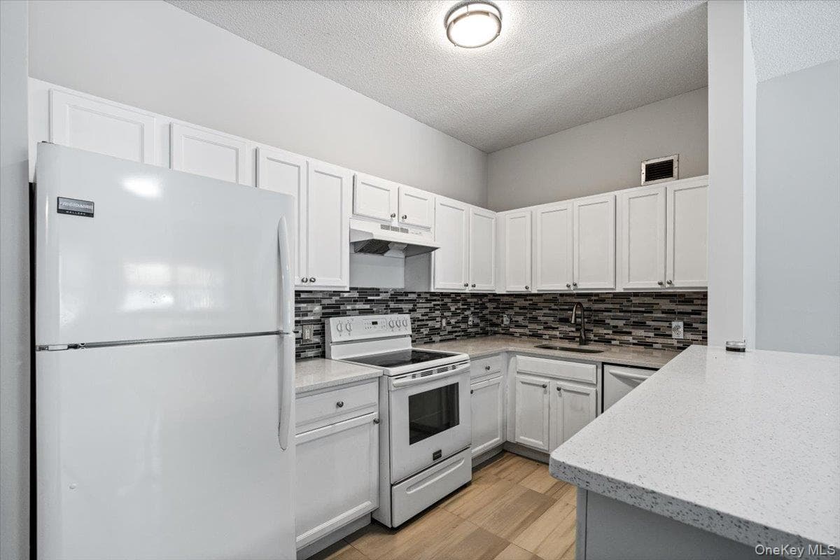 221 Beach 80th Street Unit: 1G thumbnail 4