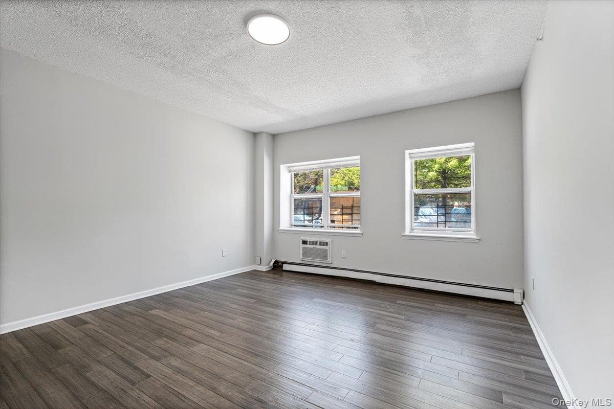 221 Beach 80th Street Unit: 1G thumbnail 5