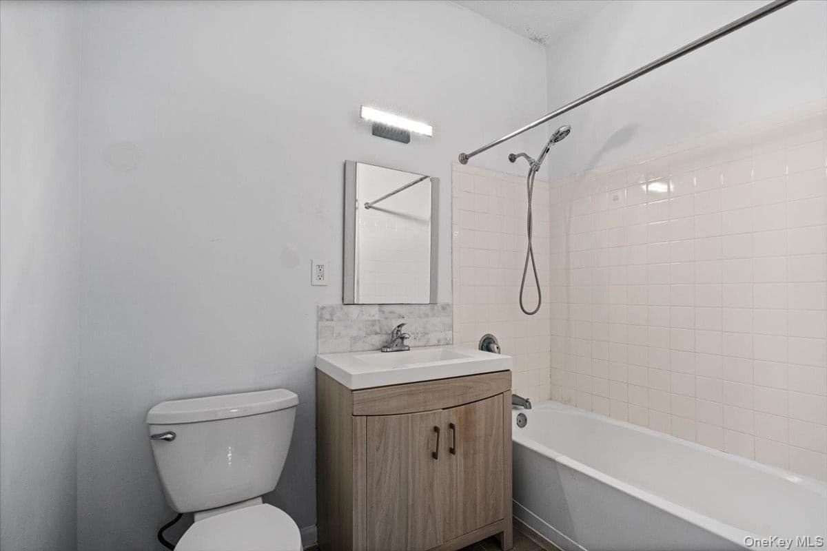 221 Beach 80th Street Unit: 1G thumbnail 12
