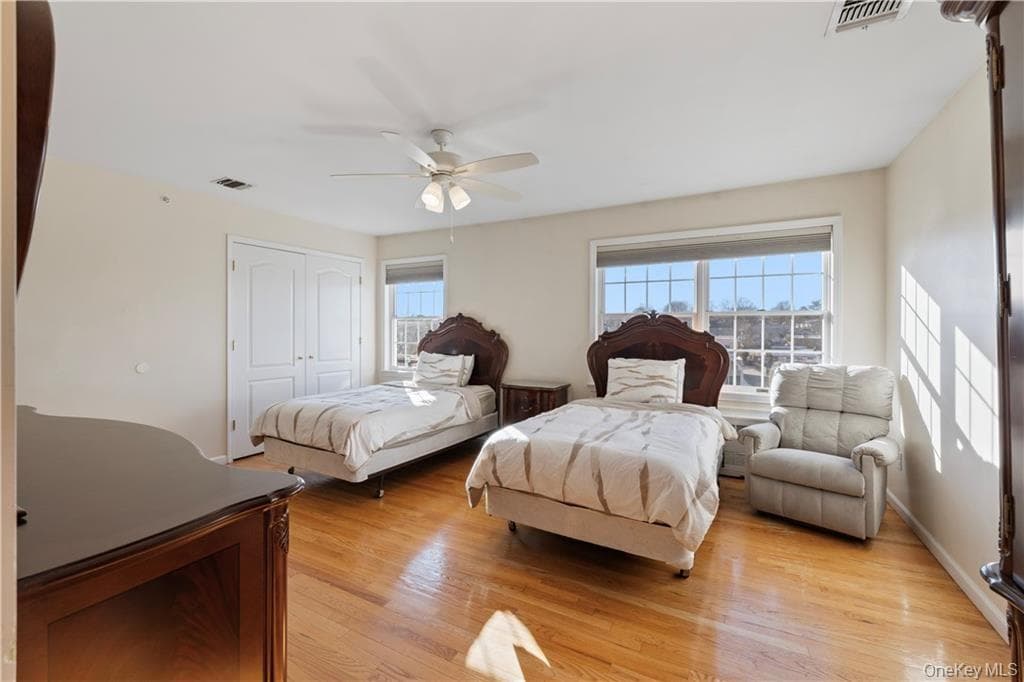 3307 Parkview Drive thumbnail 20