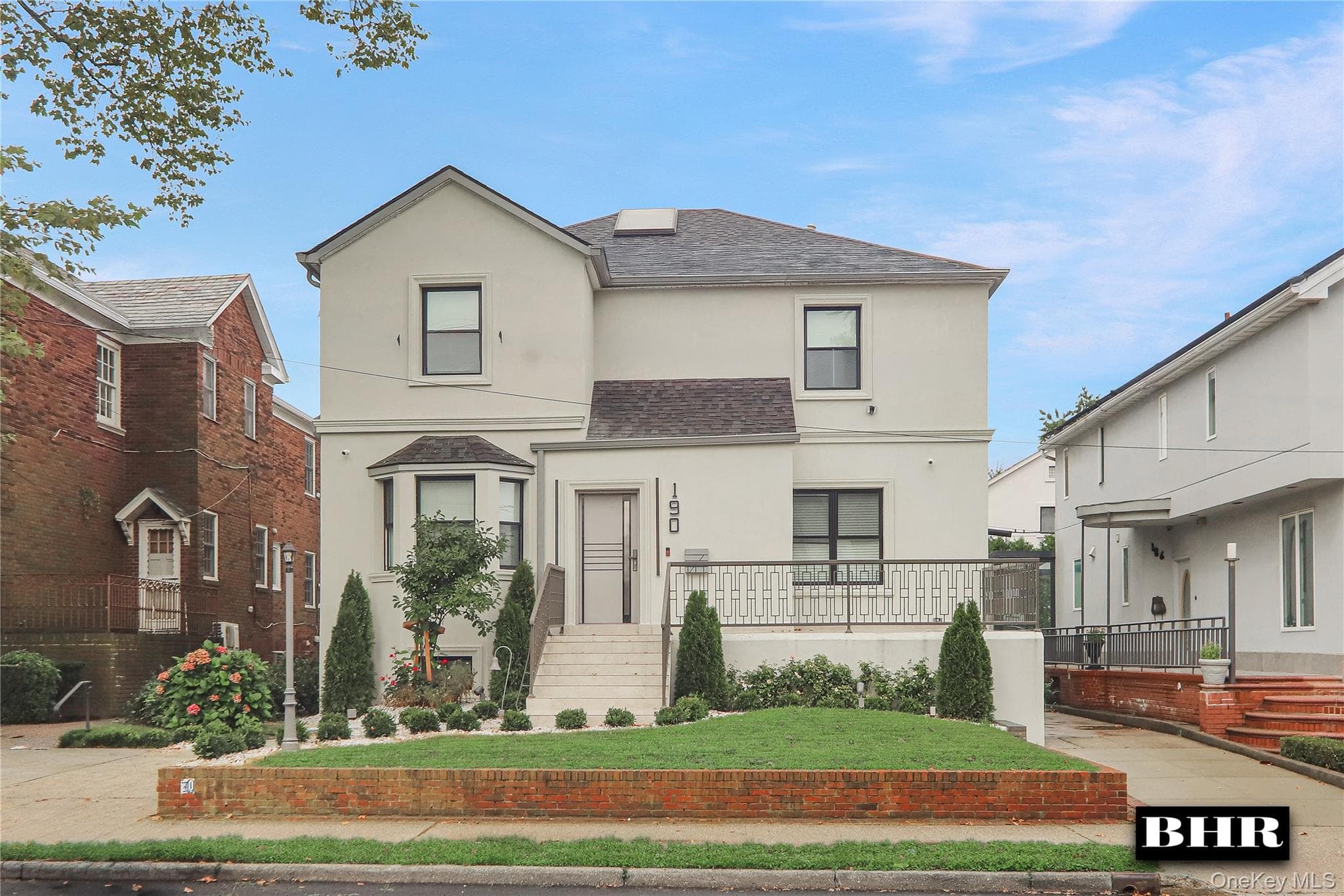 190 Kensington Street photo 1