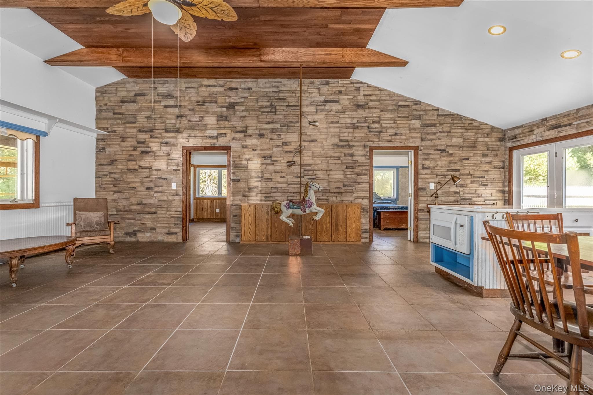 296 Circle Road thumbnail 18