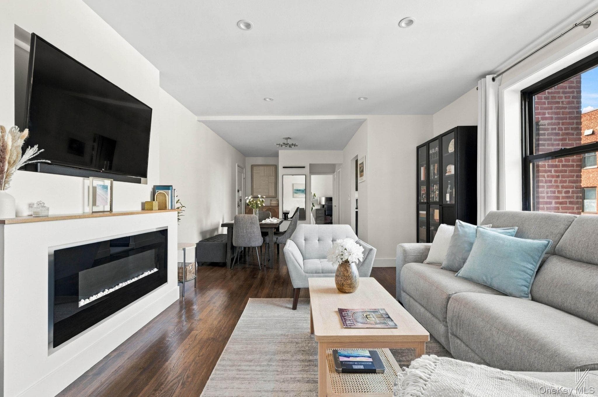 88-09 Northern Boulevard Unit: 506 thumbnail 4