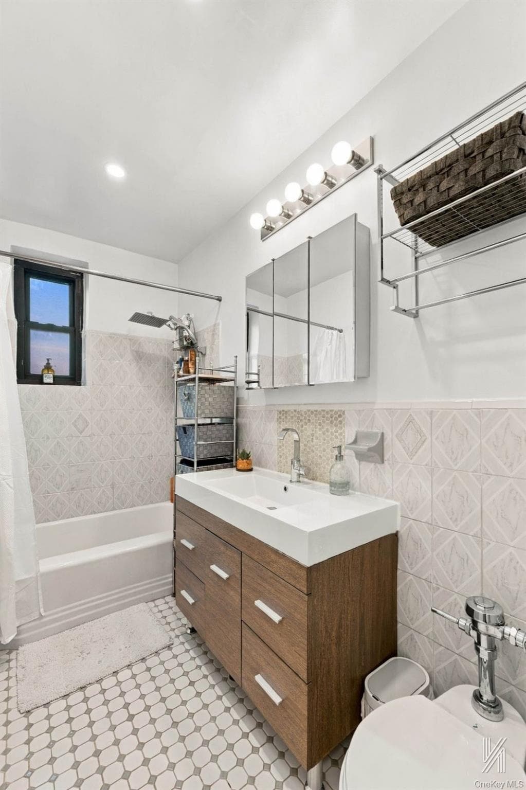 88-09 Northern Boulevard Unit: 506 thumbnail 23